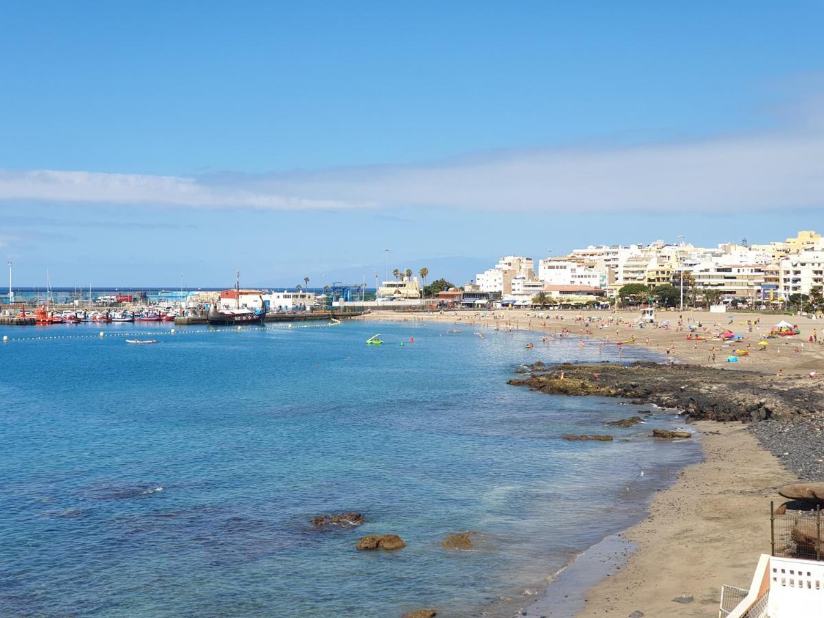 Cristianmar, Los Cristianos Los Cristianos  Luaran gambar